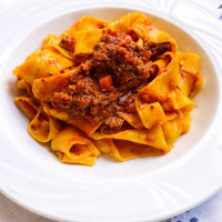 Tagliatelle al ragù Tagliatelle al ragù